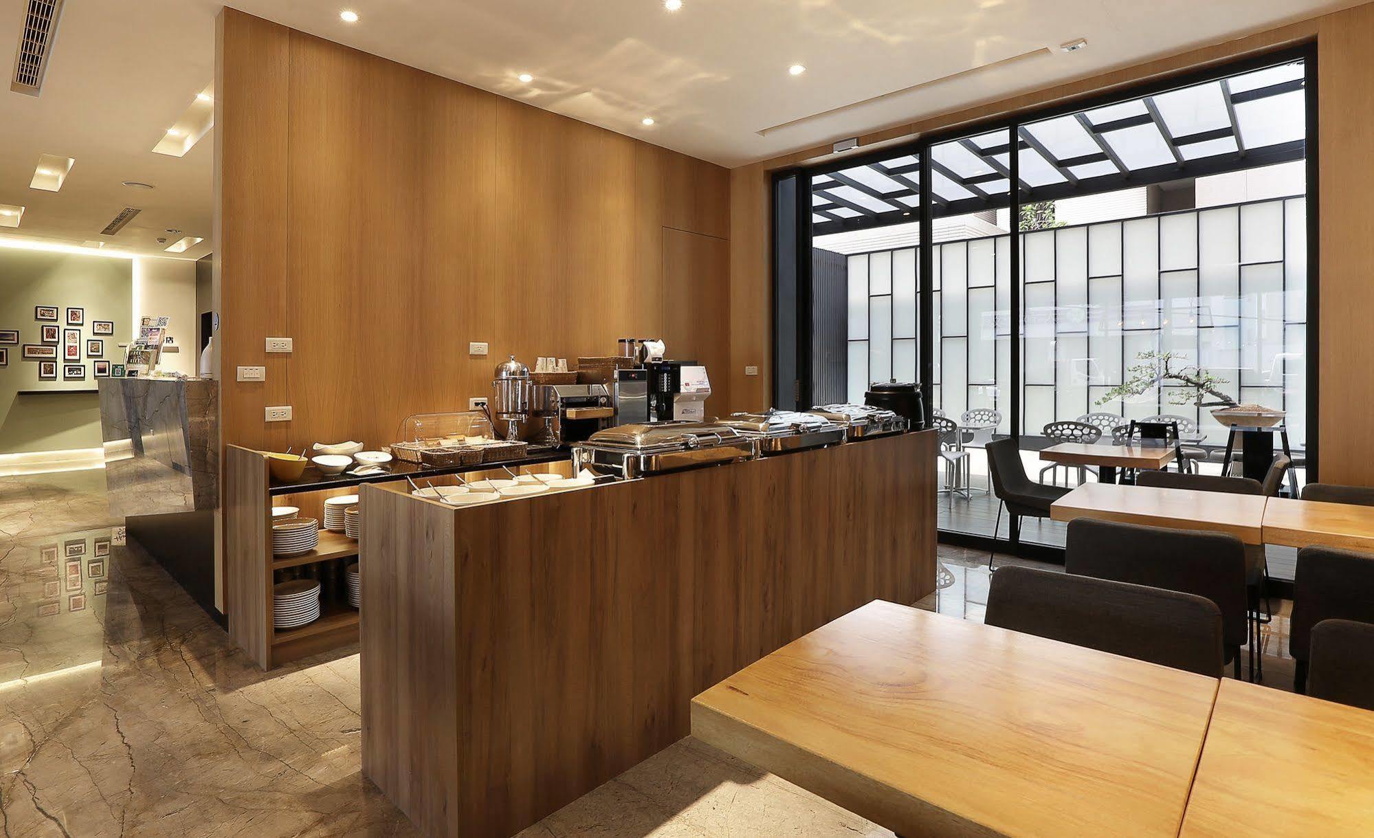 Miller Inn Taichung Exterior photo